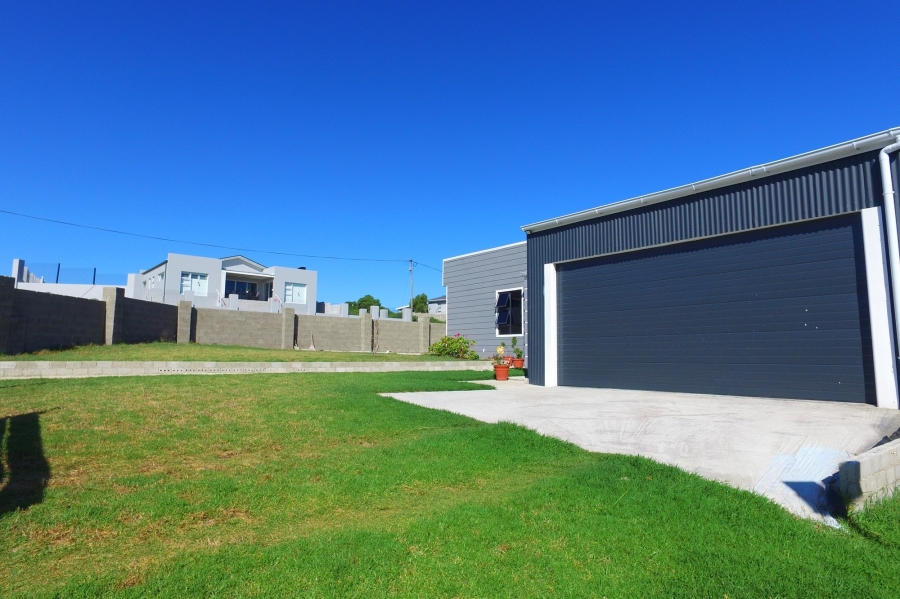 2 Bedroom Property for Sale in Franskraal Western Cape
